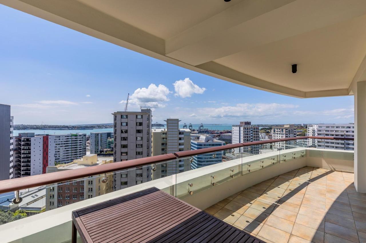 Pullman Residences Super Large Luxury Seaview Apartment Оукланд Екстериор снимка