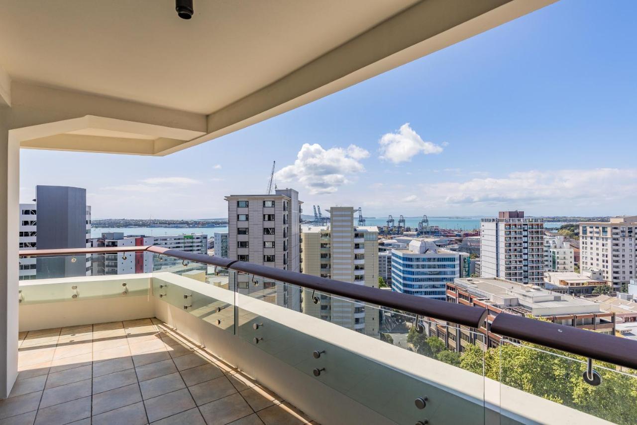 Pullman Residences Super Large Luxury Seaview Apartment Оукланд Екстериор снимка